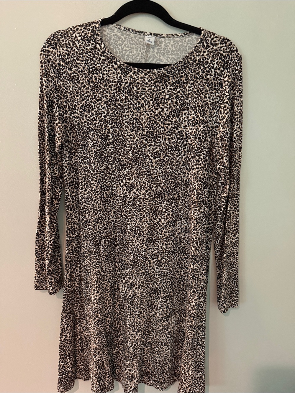 Old Navy Leopard-Print Long Sleeve Swing Dress - Black & Cream